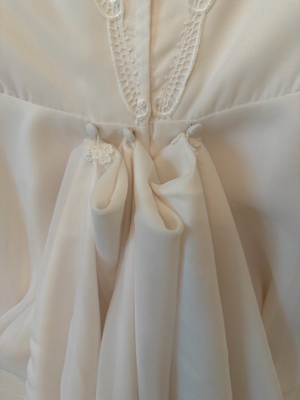 Vintage 1970s Wedding Dress - Prairie Boho Long Sleeved Bridal Gown with Bustle - Picture 10 of 14